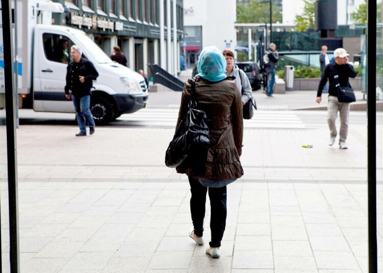 Useimpien kulttuurien välissä kasvaneiden kokemus maailmasta ja kulttuureista on monikerroksinen, avoin ja rihmastoinen.