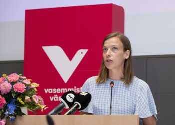 Vasemmistoliiton eduskuntaryhmän kesäkokous Joensuussa. Kuvassa puolueen puheenjohtaja Li Andersson.