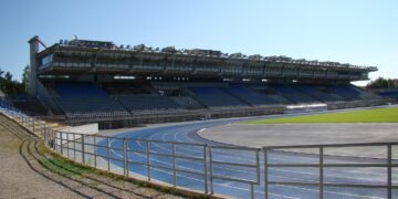 Ilman kannattajia jalkapallo-ottelusta tulee tapahtumana kolkko. Kuvassa Lahden Stadion, jossa FC Lahti pelaa kotiottelunsa.