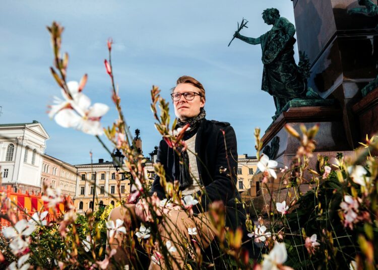 No tuskin Suomi kuitenkaan lamassa vielä on, vaikkakin pitkittyneessä taantumassa, Jussi Ahokas tiivistää.