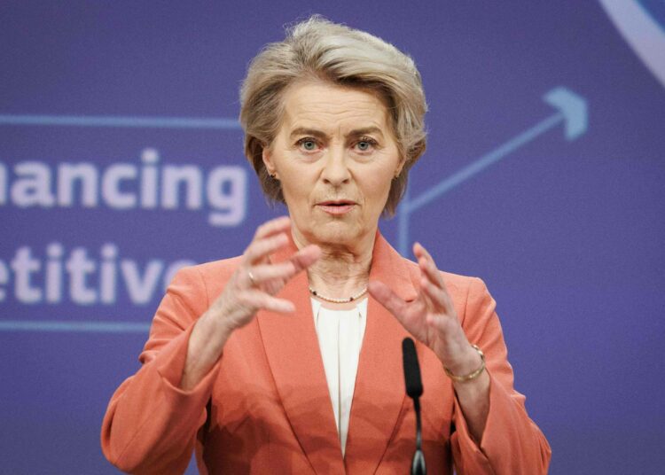 Komission puheenjohtaja Ursula von der Leyen on vakuutellut, että sääntelyn alkuperäisestä tavoitteesta pidetään kiinni.