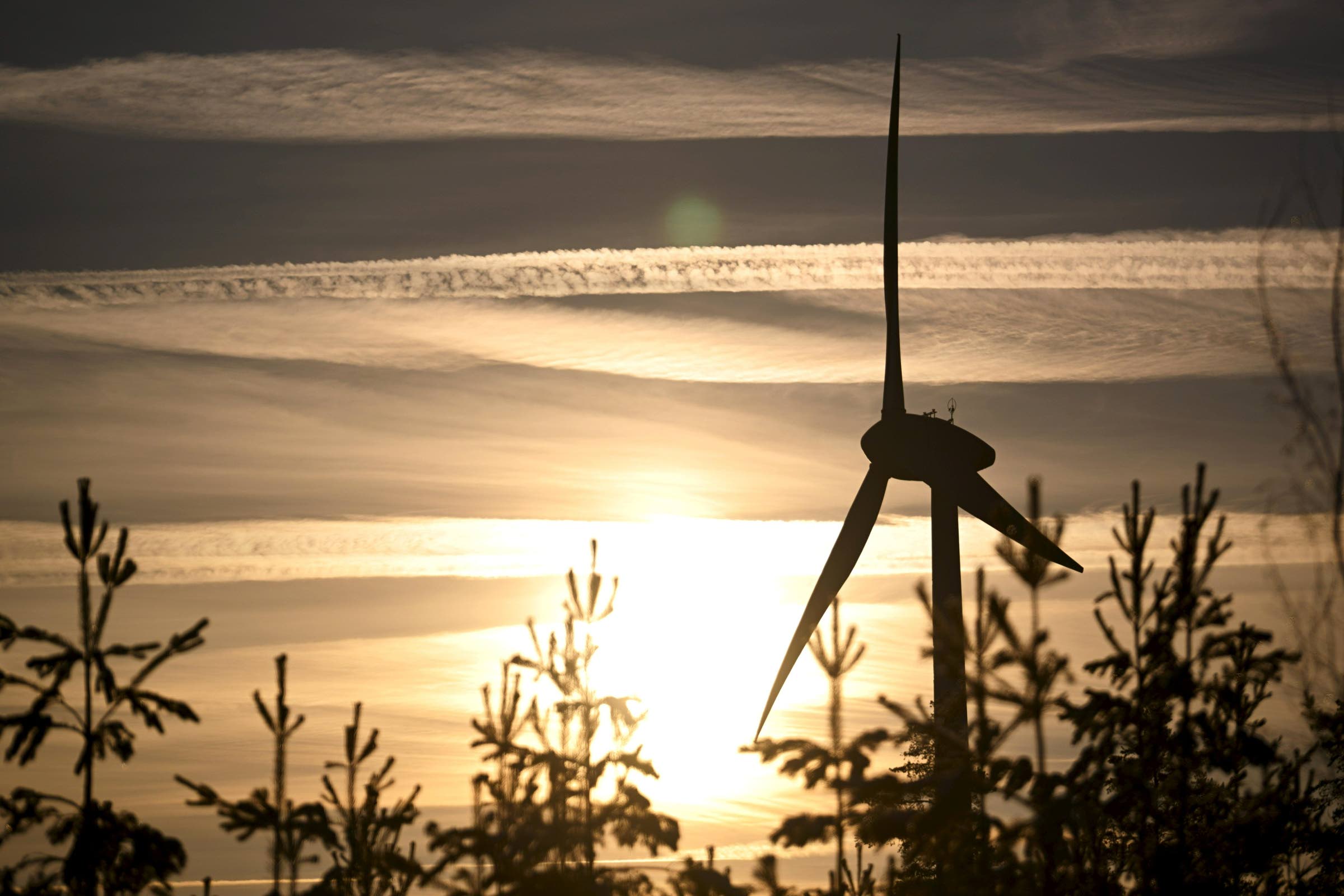 Tuulivoima toi Suomelle 2,9 miljardin investoinnit viime vuonna,  lisäkapasiteetti vastasi lähes kahta Olkiluoto 3:a – KU