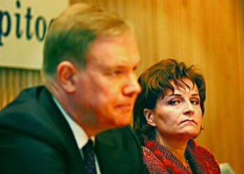 Paavo Lipponen ja Anneli Jäätteenmäki vuoden 2003 alussa.