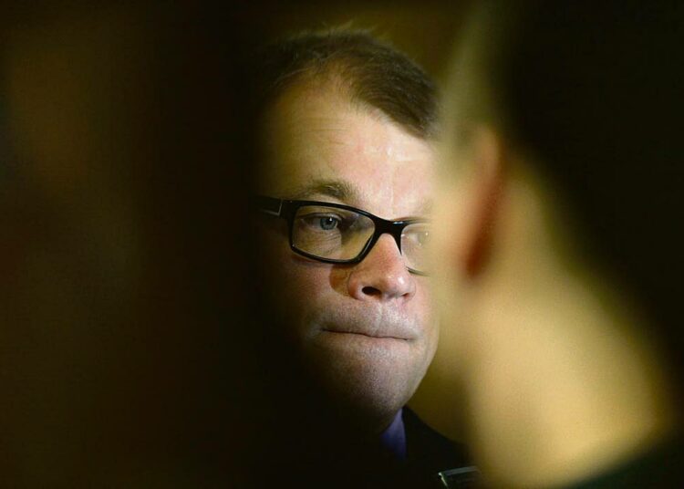 Pääministeri Juha Sipilä maanitteli SAK:ta hyväksymään kilpailukykysopimuksen.