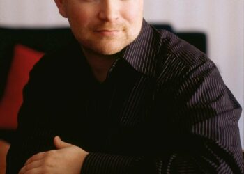 Kirjailija Jarkko Tontti.