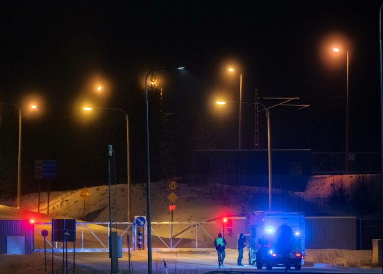 Vartiuksen raja-asema Kuhmossa suljettiin marraskuussa, kun sinne alkoi tulla turvapaikanhakijoita Venäjältä. Sittemmin kaikki itärajan asemat on suljettu.