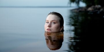 Riina Tanskanen haluaa puhua imatralaisten tyttöjen puolesta, niiden tyttöjen, jotka lähtevät pois, kuten hänkin lähti.