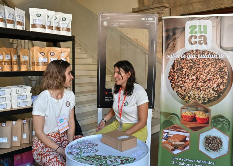 Camila Martelin ja Zulema Mesan yritys valmistaa granolaa, muffinsseja, energia- ja proteiinipatukoita sekä linssileipää ilman säilöntäaineita, väriaineita tai lisättyjä sokereita.