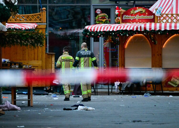 Mies ajoi autolla väkijoukkoon Magdeburgissa joulukuussa. Iskussa kuoli kuusi ja loukkaantui kymmeniä. Vaikka kyse ei ollut islamistisesta terrorista, myrkytti se entisestään ilmapiiriä.