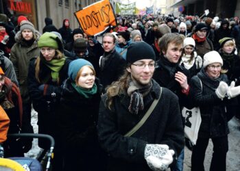 Opiskelijat ja henkilökunta ovat viime aikoina protestoineet tiuhaan yliopistouudistusta vastaan. Näin marssittiin Helsingissä helmikuussa.