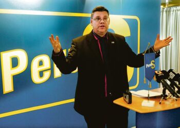 Timo Soini osaa pelin politiikan.