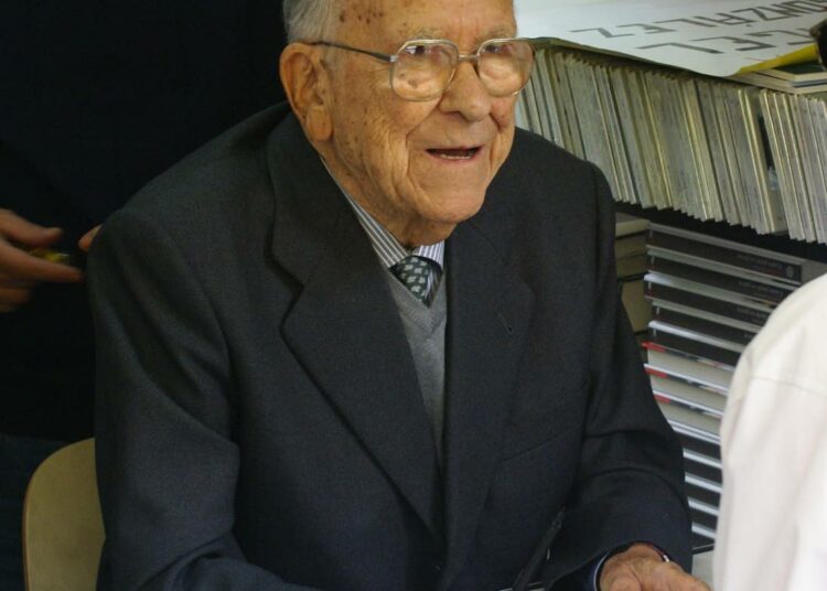 Santiago Carrillo. Kuva vuodelta 2006.