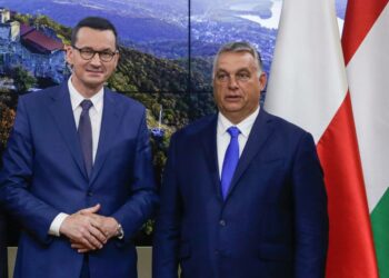 Puolan pääministeri Mateusz Morawiecki ja Unkarin pääministeri Viktor Orbán uhmaavat EU:n perusarvoja.