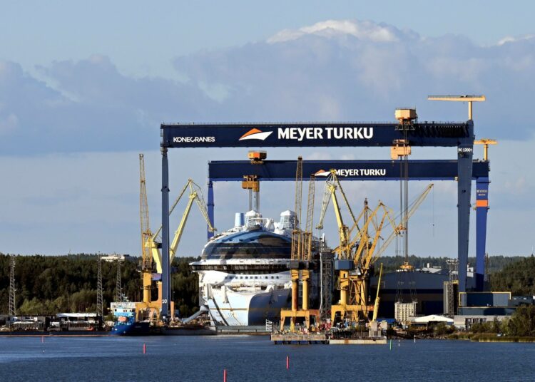 Meyer Turun telakka on allekirjoittanut sopimuksen neljännestä Icon-luokan risteilyaluksesta. Royal Caribean Cruises -varustamon kanssa solmitusta sopimuksesta kerrottiin tiistaina.