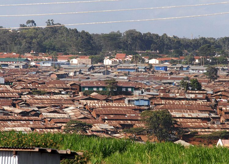 Nairobissa sijaitseva Kibera on yksi Afrikan suurimmista slummeista.