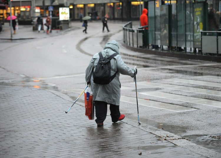 Riittävätkö eläkeläiset rahat terveydenhoitoon?