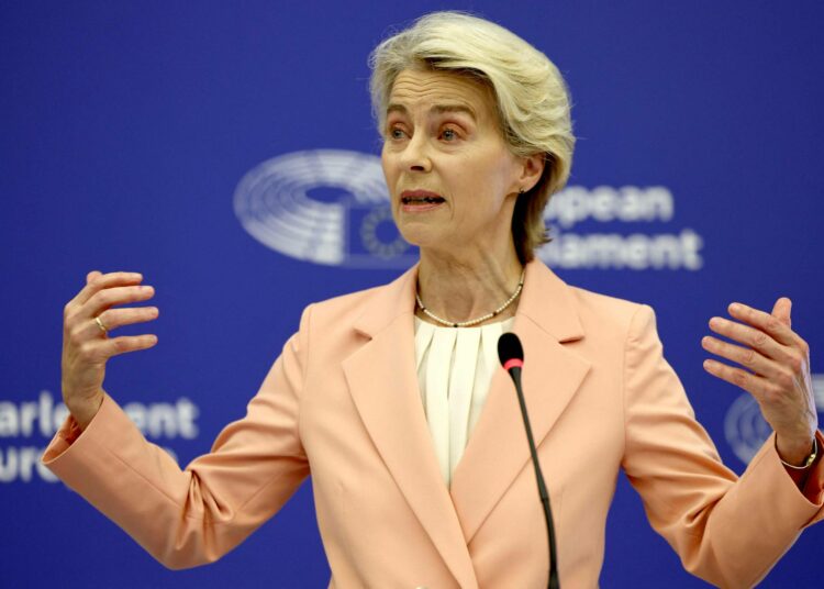 Euroopan komission puheenjohtaja Ursula von der Leyen esitteli komissaariehdokkaat Euroopan parlamentille Strasburgissa tiistaina 17. syyskuuta.