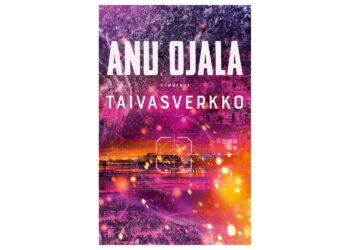 Kun muut trilleristit kirjoittavat Venäjän muodostamasta uhkasta, Anu Ojala katsoo Kiinaan dekkarisarjassaan, jonka kolmas osa Taivasverkko on.