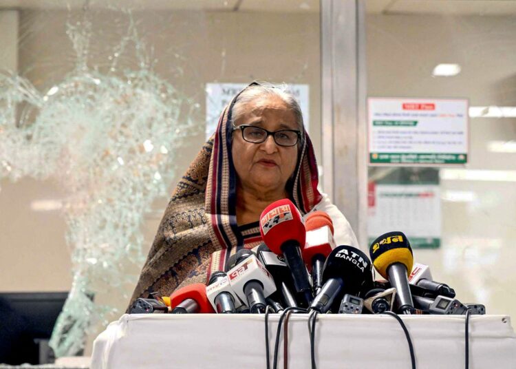 Bangladeshin syrjäytetty pääministeri Sheikh Hasina.