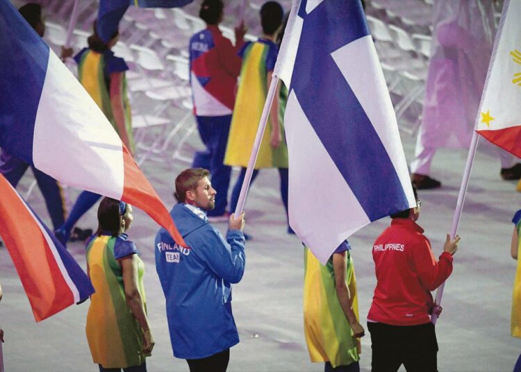 Suomi sai Rion olympialaisista yhden pronssimitalin, kulta jäi puuttumaan. Suomen lippua päättäjäisissä kantanut keihäänheittäjä Antti Ruuskanen jäi omassa lajissaan kuudenneksi